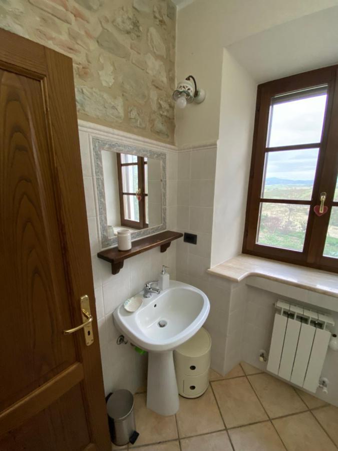 Agriturismo Il Pozzo Castiglione dʼOrcia Buitenkant foto