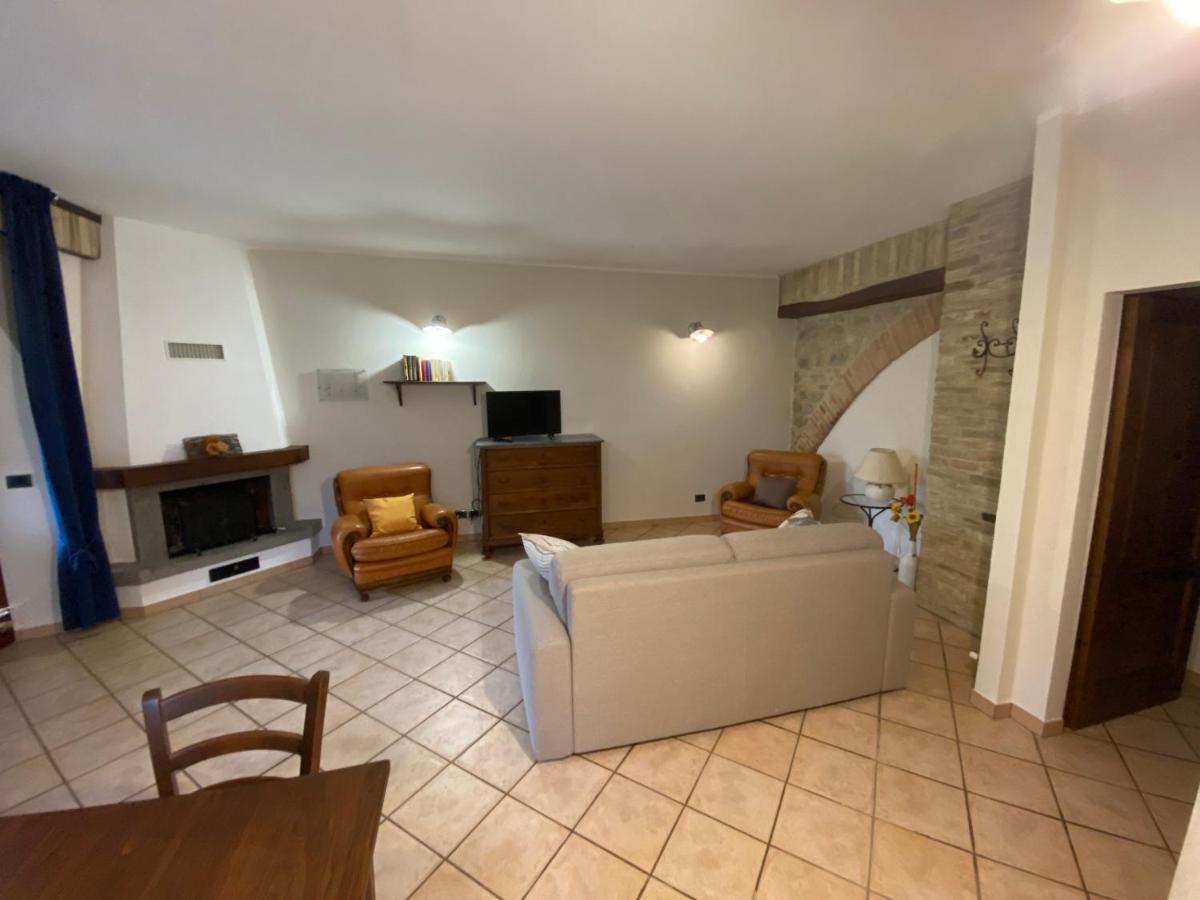 Agriturismo Il Pozzo Castiglione dʼOrcia Buitenkant foto