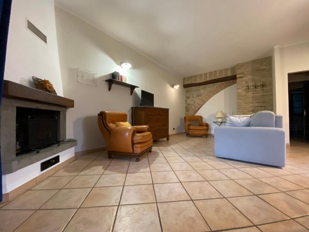 Agriturismo Il Pozzo Castiglione dʼOrcia Buitenkant foto